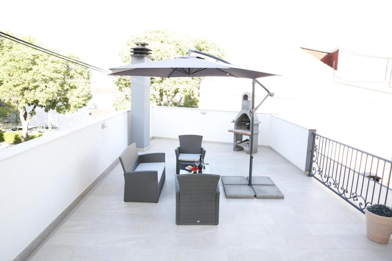 Guest House Lorenta Vodice Exterior foto