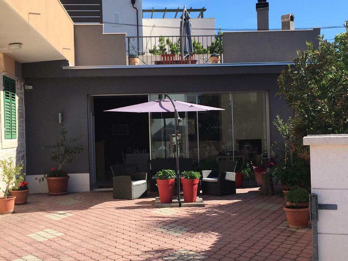 Guest House Lorenta Vodice Exterior foto